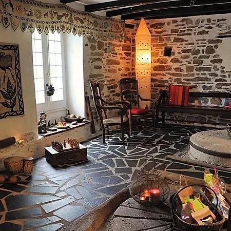Oda ve Kahvaltı Les Du Moulin